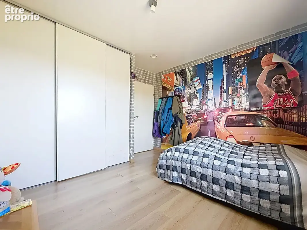 Maison plain-pied avec piscine  6 pièces, 4 chambres 128m² - photo 11