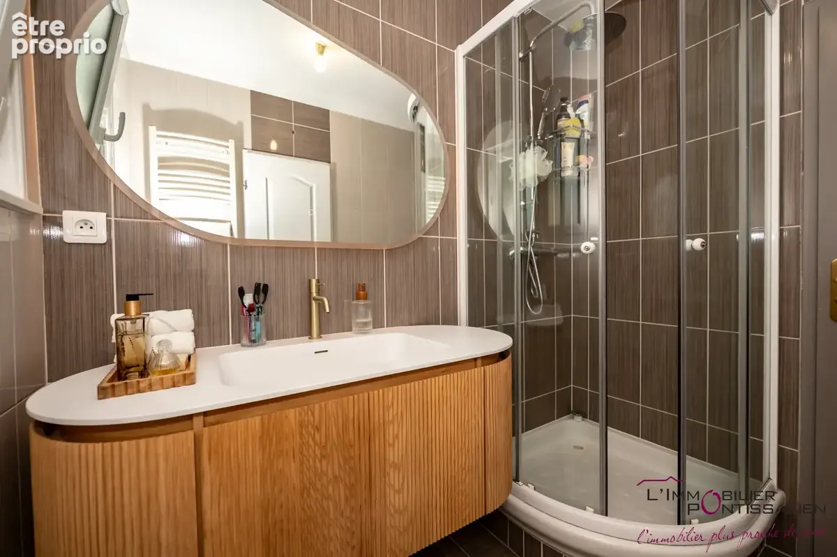 Pontarlier - proximité centre ville : t3, 2 chambres, cave et parking - photo 3