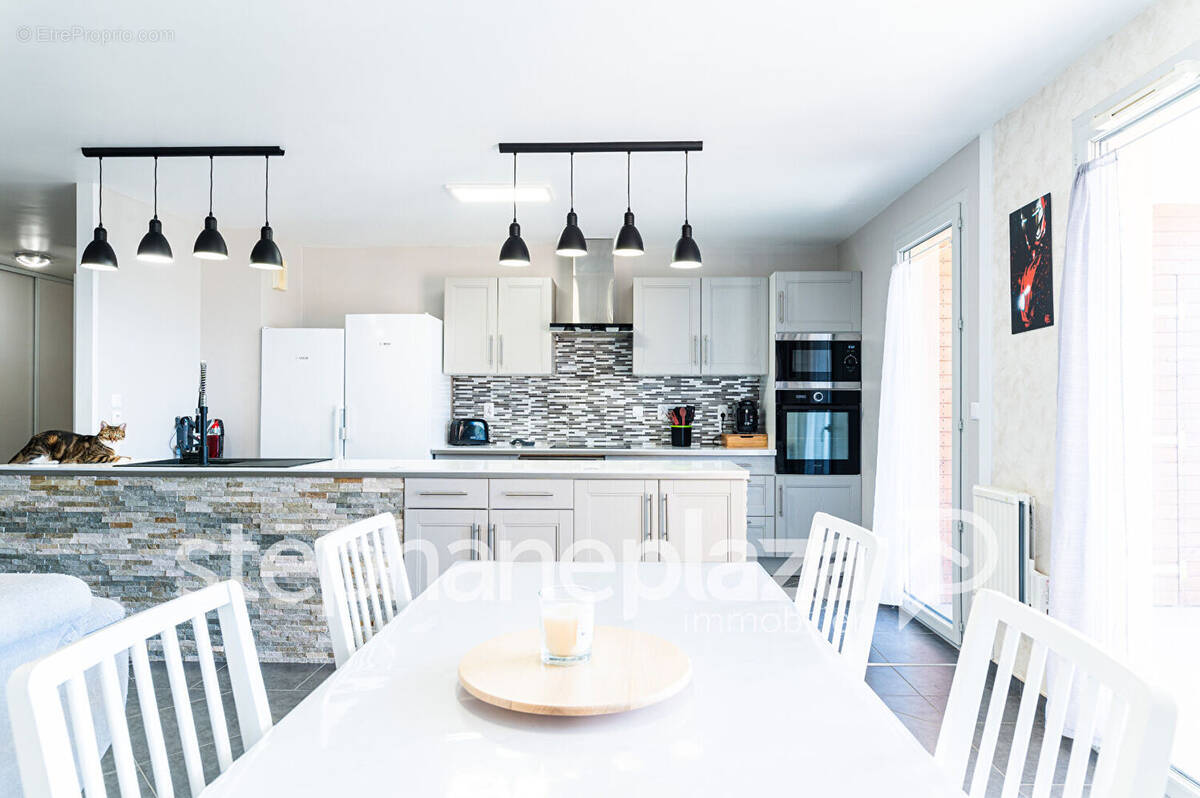 Appartement à AMBERIEUX-EN-DOMBES