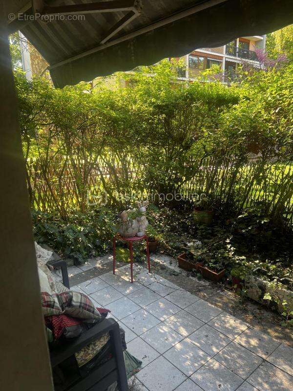 Appartement à CHILLY-MAZARIN