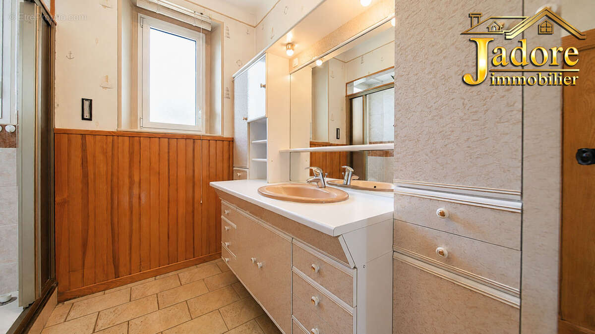 Maison 118 m² à Anould  - photo 14