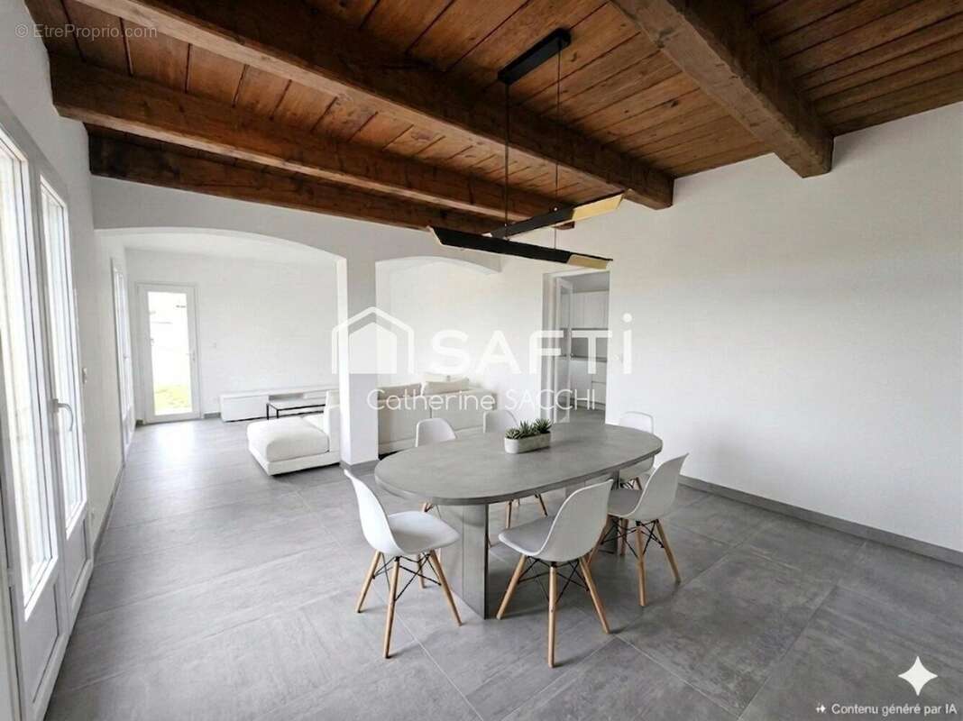 Photo 4 - Maison à SAINT-RAPHAEL