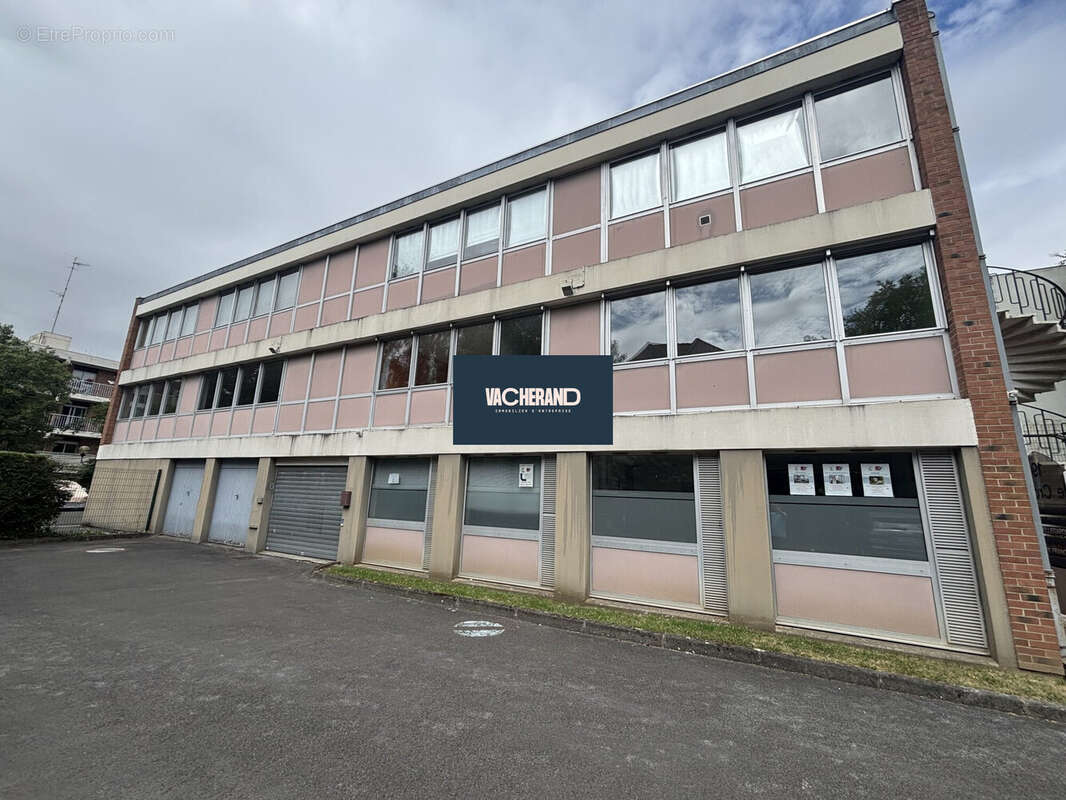 Commerce à MARCQ-EN-BAROEUL