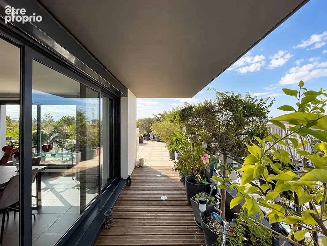 BRUGES -  Appartement T4 d'exception avec terrasse de plus de 110m² et deux parkings - photo 2