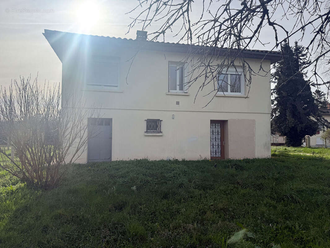 Maison à LEDAT