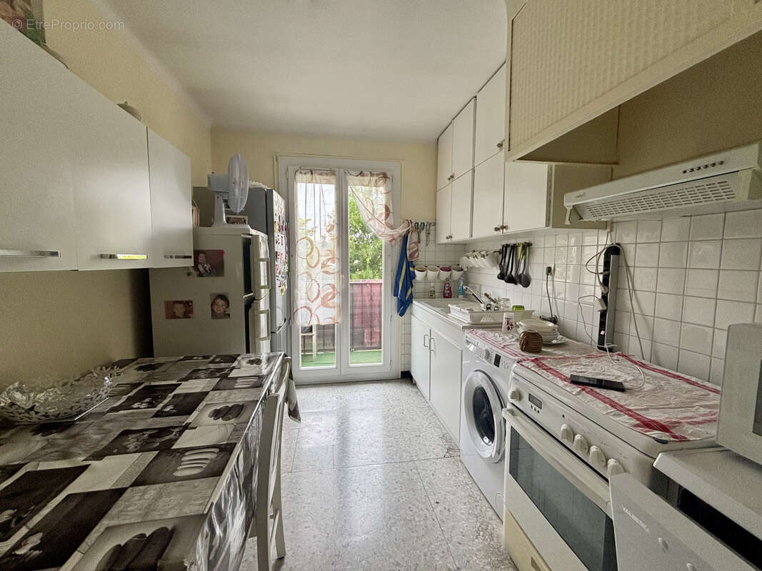 Perpignan Saint-Assiscle   Appartement T4 de 85 m2 avec garage - photo 3