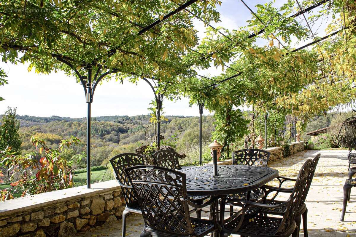 Maison à SIORAC-EN-PERIGORD