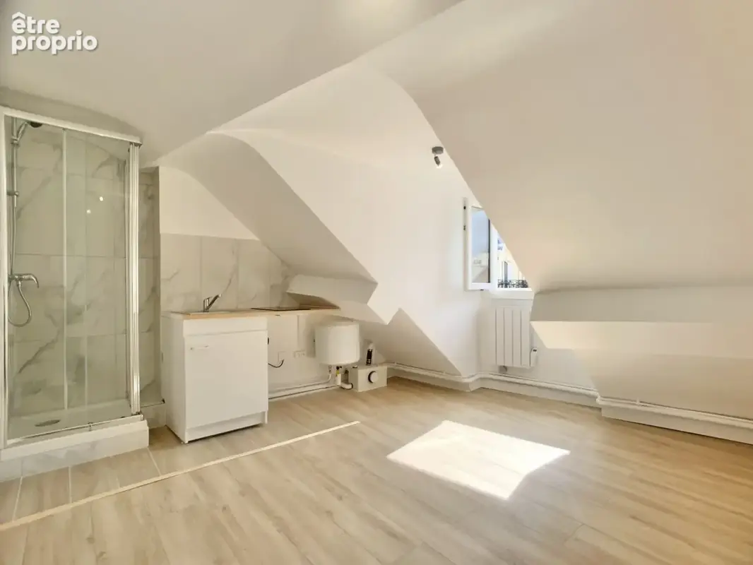 Appartement 1 pièce 15 m² à vendre à Paris-9e (75009) - photo 2