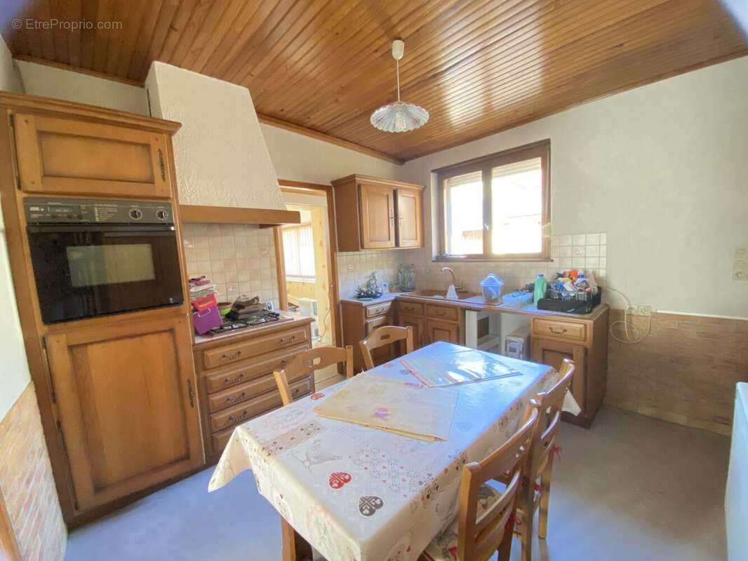 Maison à BOHAIN-EN-VERMANDOIS