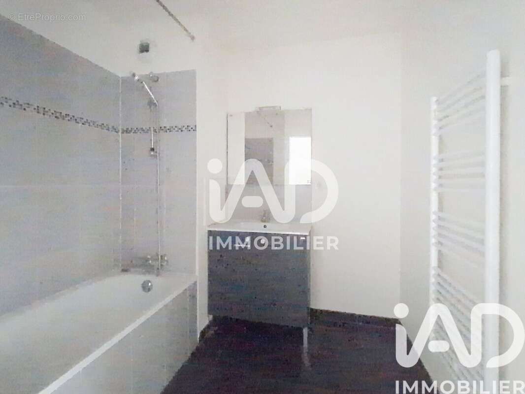 Photo 3 - Appartement à FRESNES