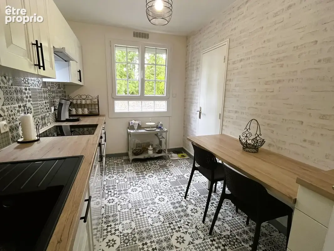 Appartement T3 rénové avec Balcon au premier étage d'une résidence sécurisée - photo 4