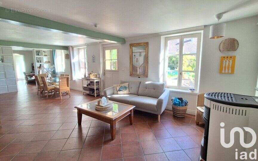 Photo 4 - Maison à JOUY