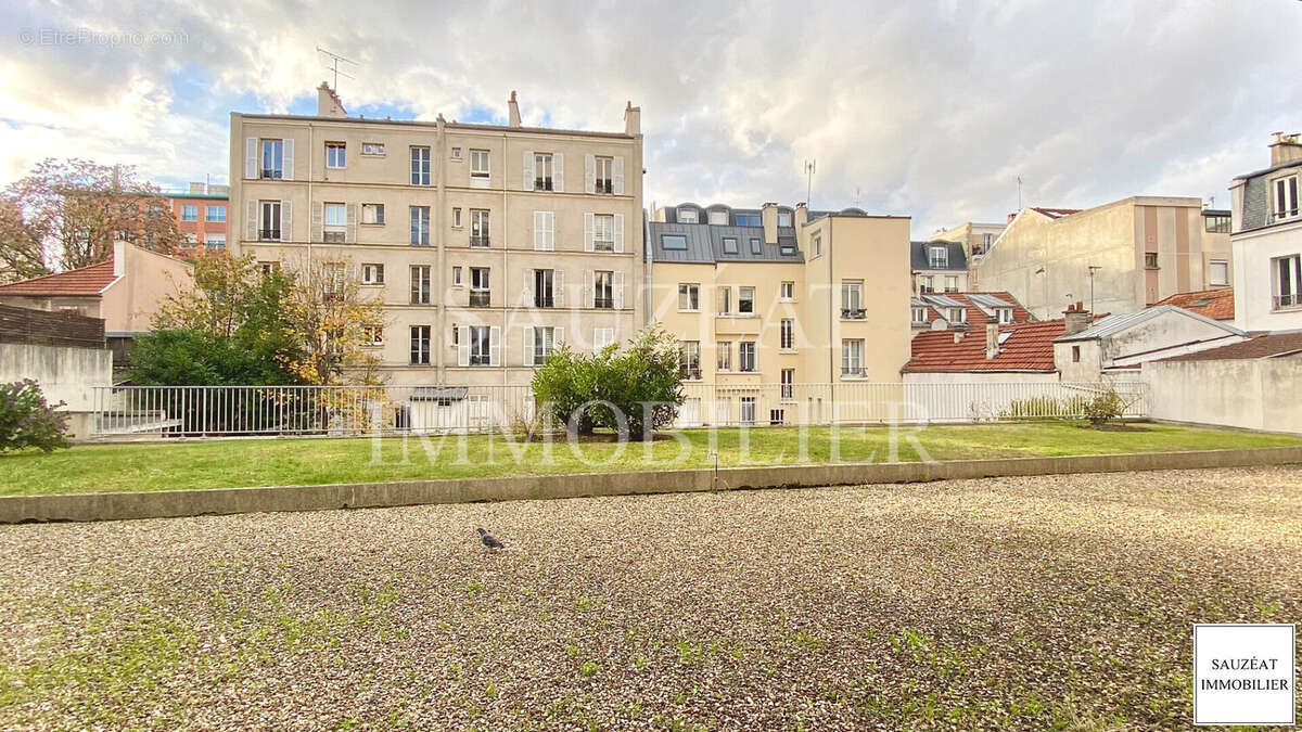 Appartement à MONTROUGE