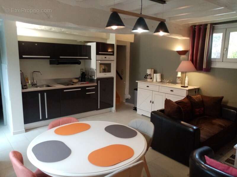 Maison à CANY-BARVILLE