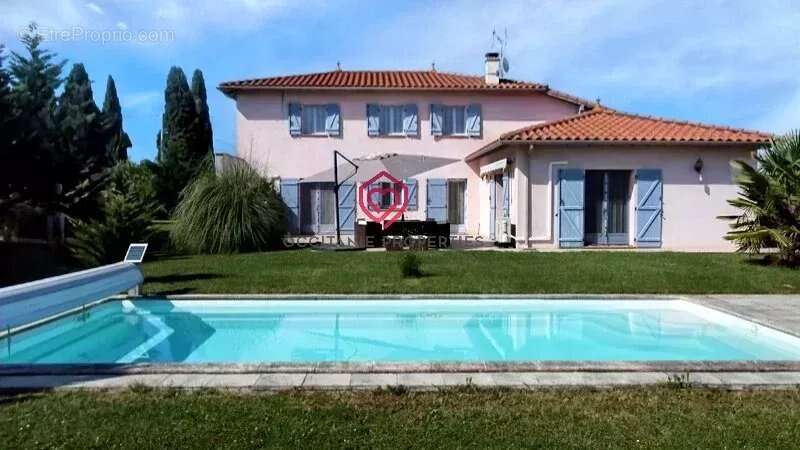 Maison à FRONTIGNAN-SAVES