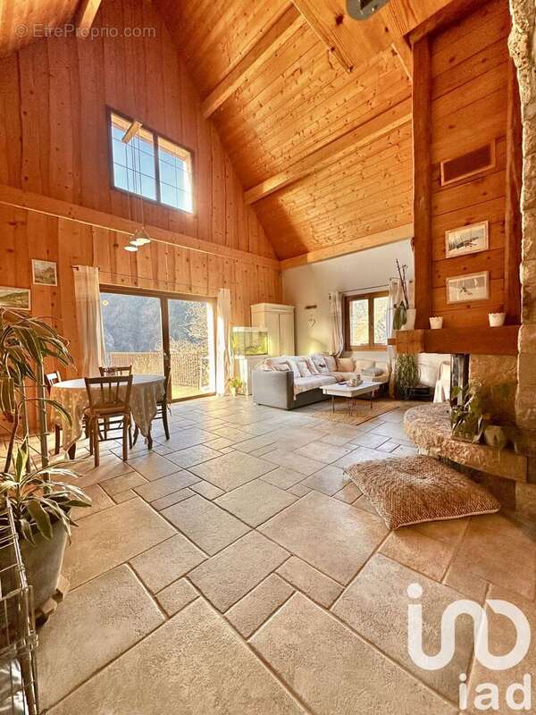 Photo 5 - Maison à SAINT-MARTIN-VESUBIE