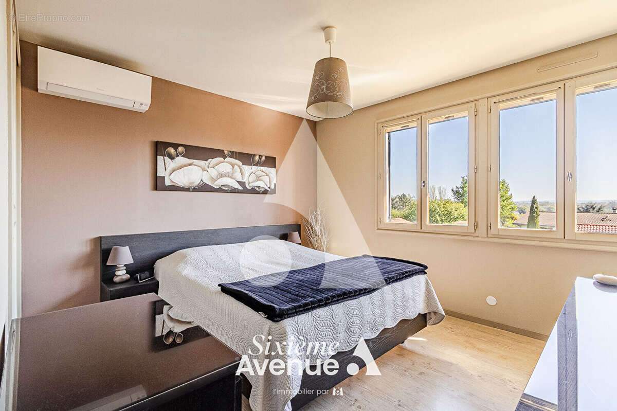 Chazay-d'Azergues - Maison familiale avec piscine, terrasse couverte et vue dégagée - photo 6