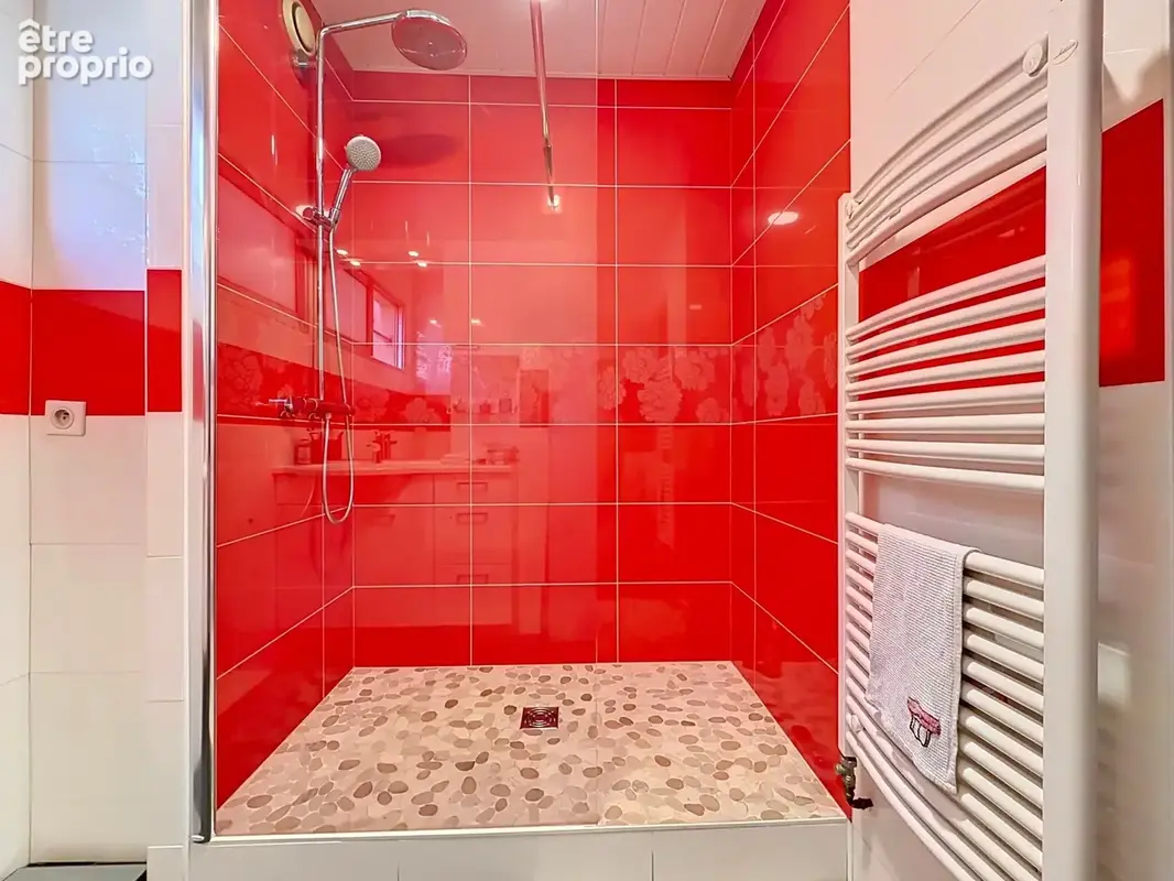 Appartement T3 79m² - bel espace lumineux - ANNEMASSE (74) - photo 10