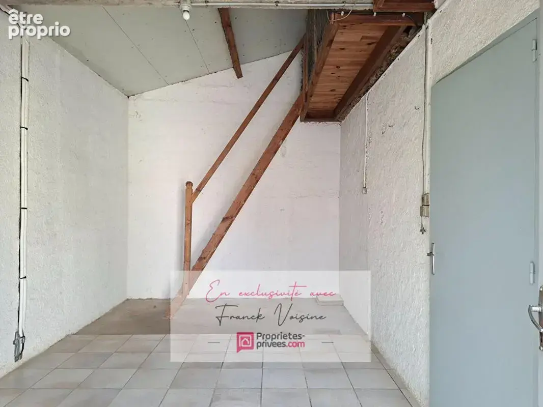 A VENDRE en Exclusivité aux Herbiers, maison plain-pied de 106 m2 avec 3 chambres et 1 dépendance sur une parcelle de 2200 m2 en - photo 17