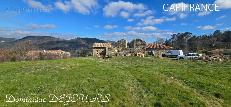 Ardèche, ensemble charmant de 2 maisons en pierres, avec terrasses, caves voutées et terrains attenants - photo 38