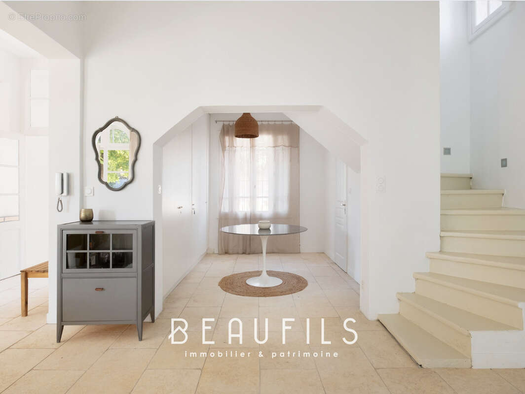 Maison à SAINT-LAURENT-D'AIGOUZE