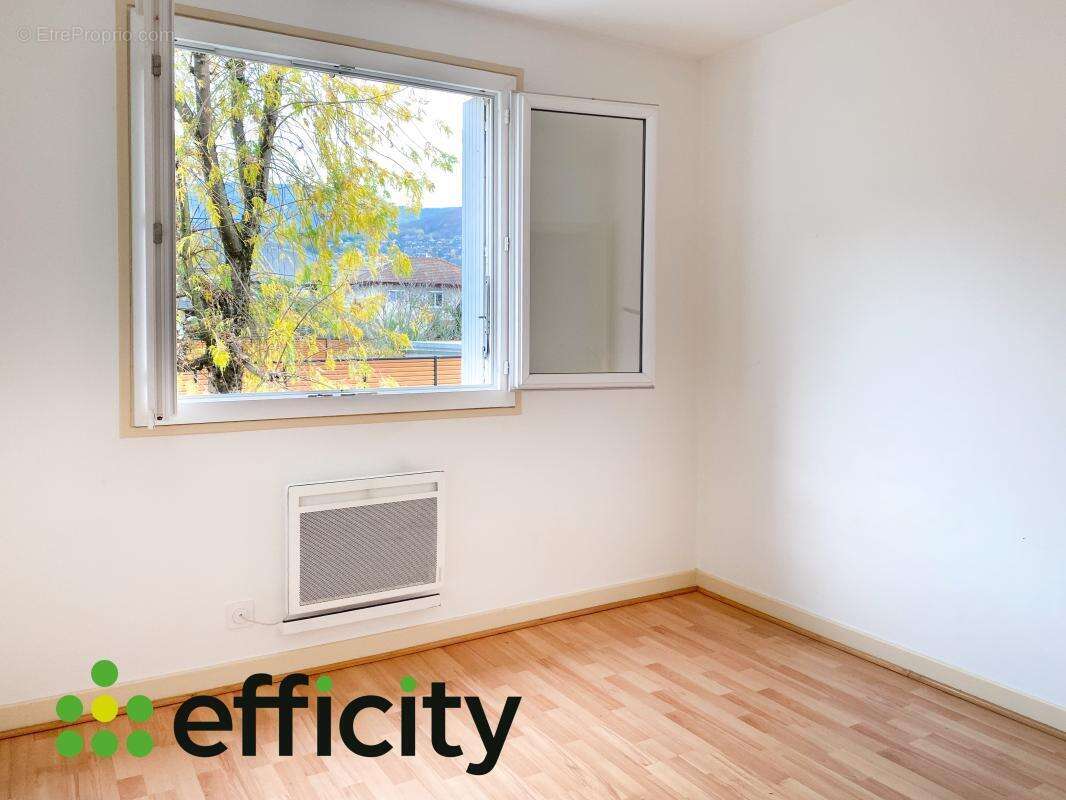 Appartement à LA RAVOIRE