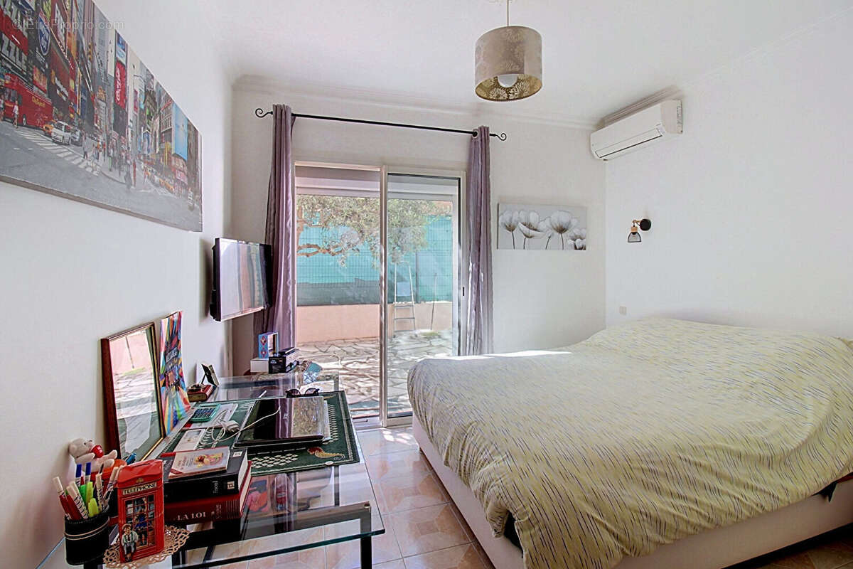 A VENDRE EN EXCLUSIVITE à Draguignan - Maison 4 pièces Lumineuse et calme avec belle vue - photo 12