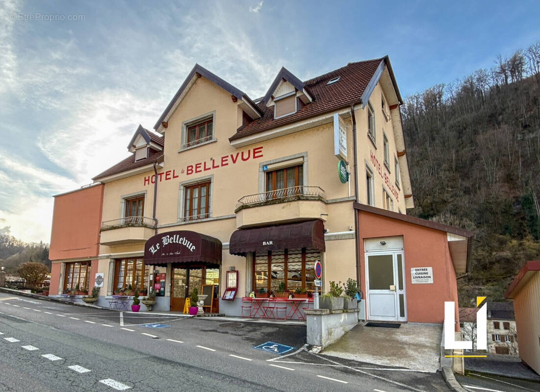 Commerce à SAINT-HIPPOLYTE