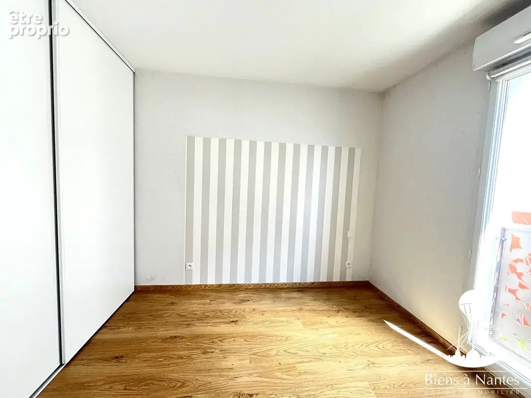 A vendre grand appartement  T2 Nantes Canclaux balcon et garage - photo 12