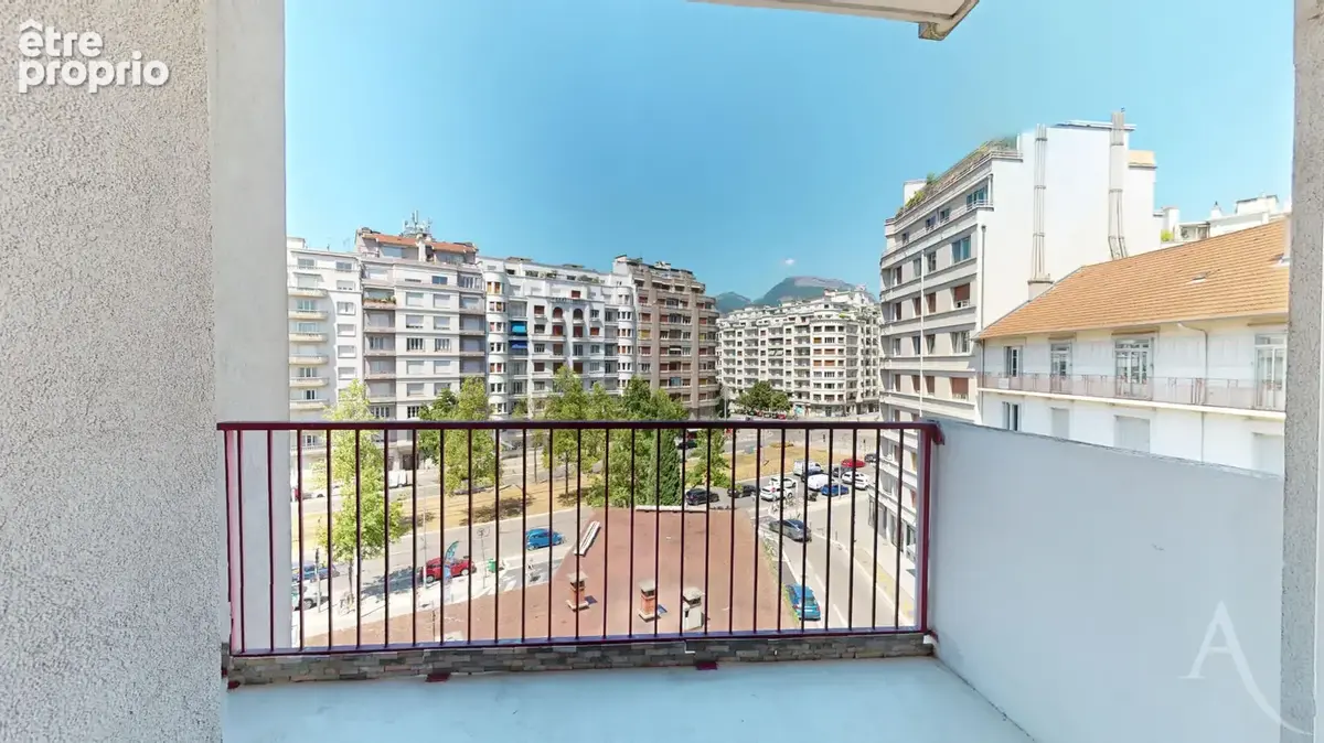 Appartement Grenoble 3 pièce(s) 65.46 m2 - photo 2