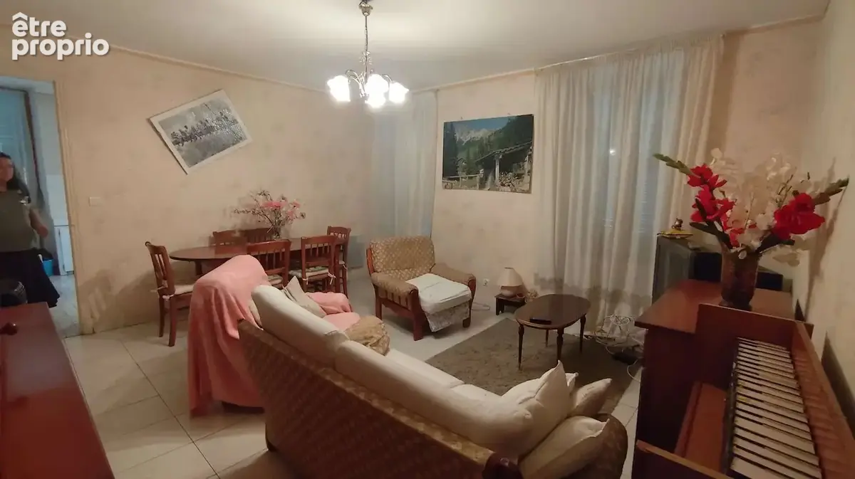 Maison 400 m² - Dépendance - Jardin - photo 7
