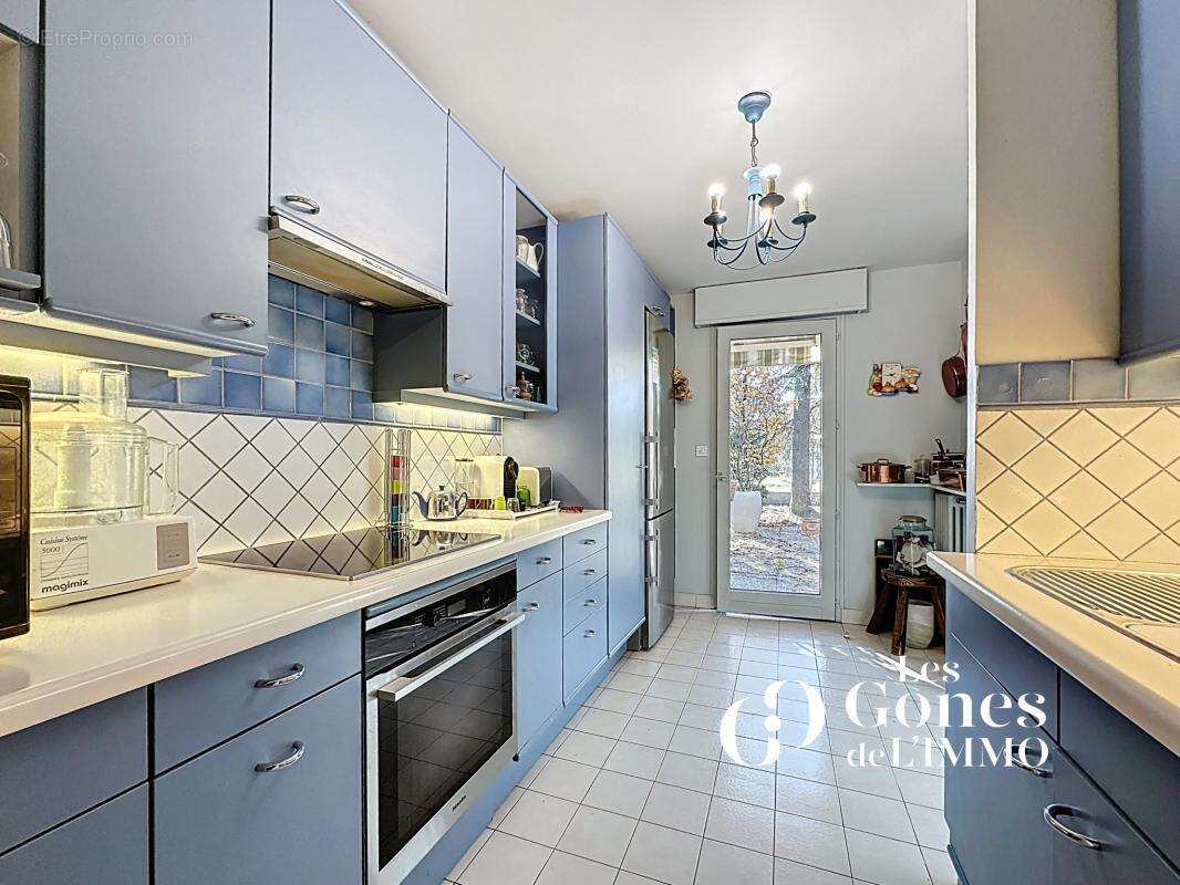 Appartement à CRAPONNE