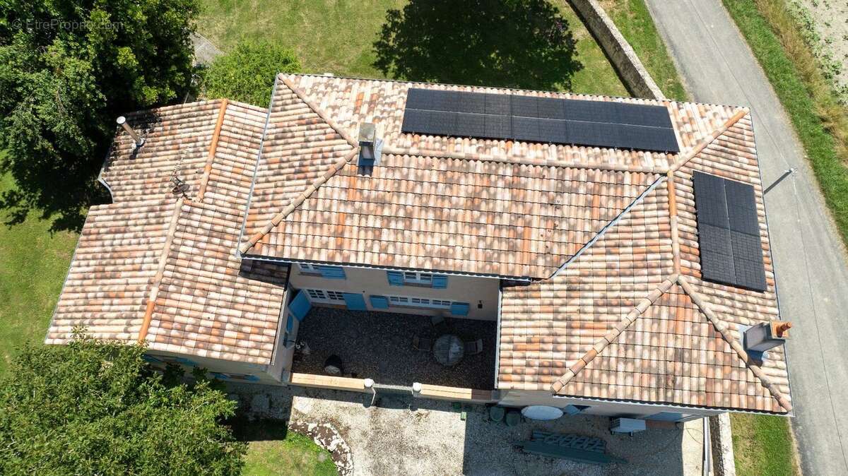 Maison à LA ROMIEU