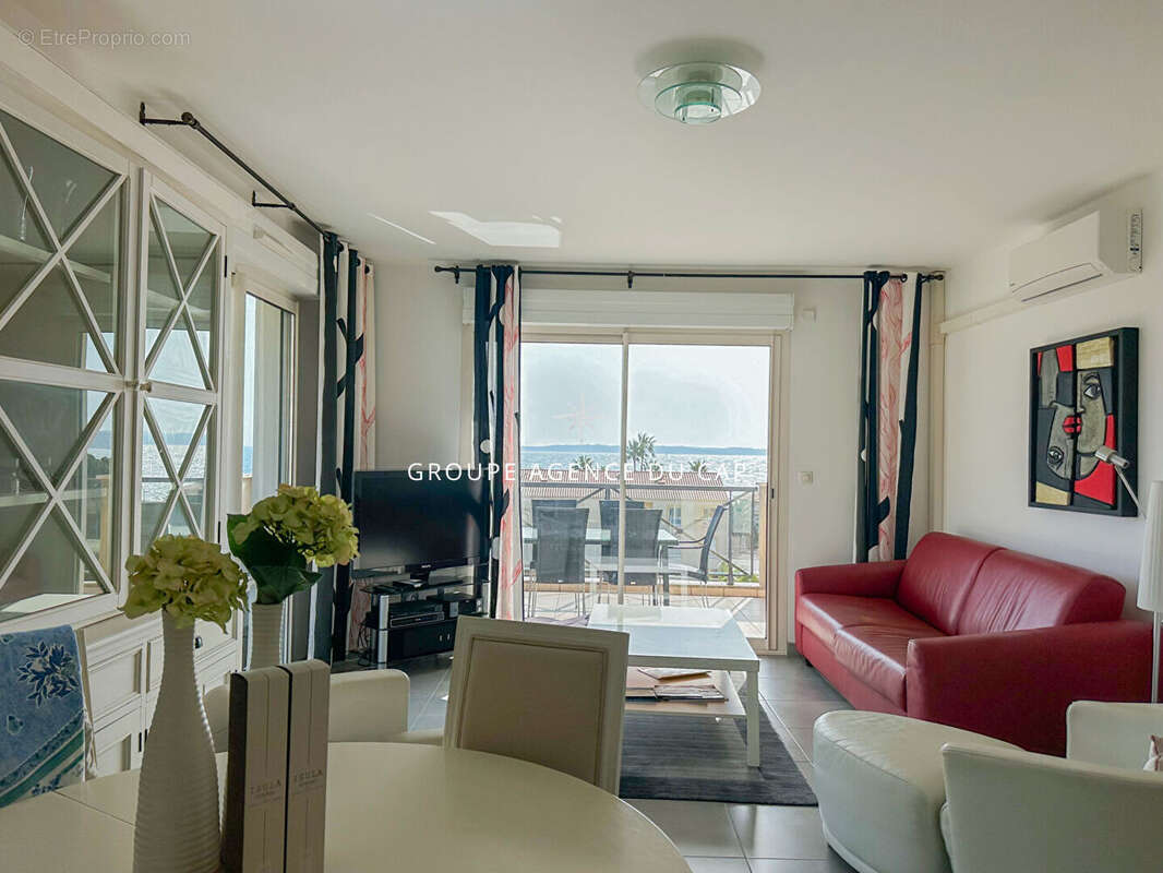 Appartement à LES ISSAMBRES