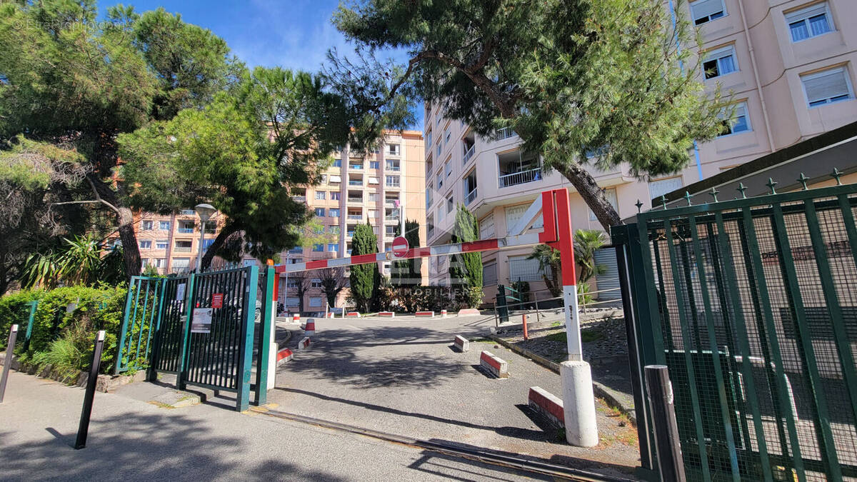 Autre à NICE