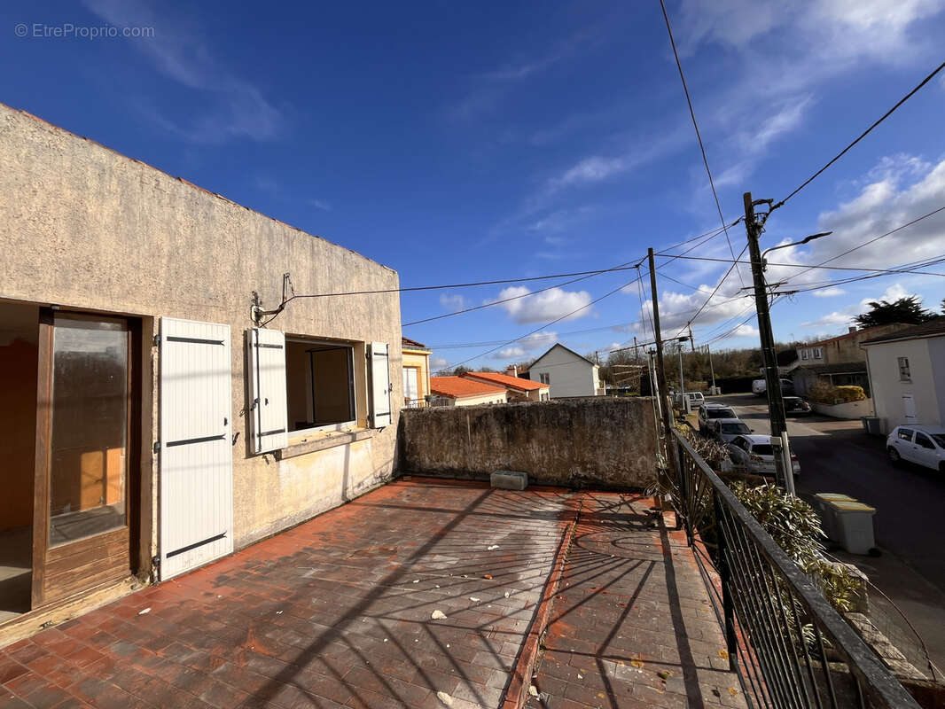 Parking à BOUGUENAIS
