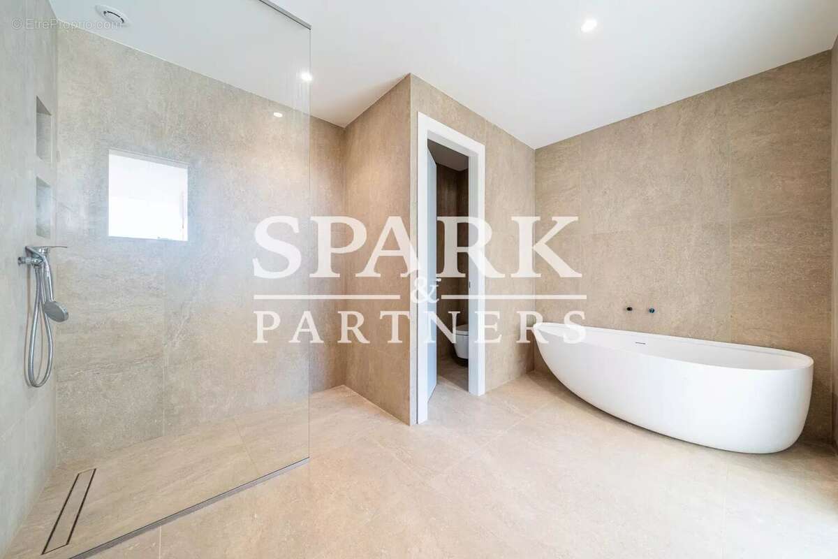 Maison à ROQUEBRUNE-CAP-MARTIN