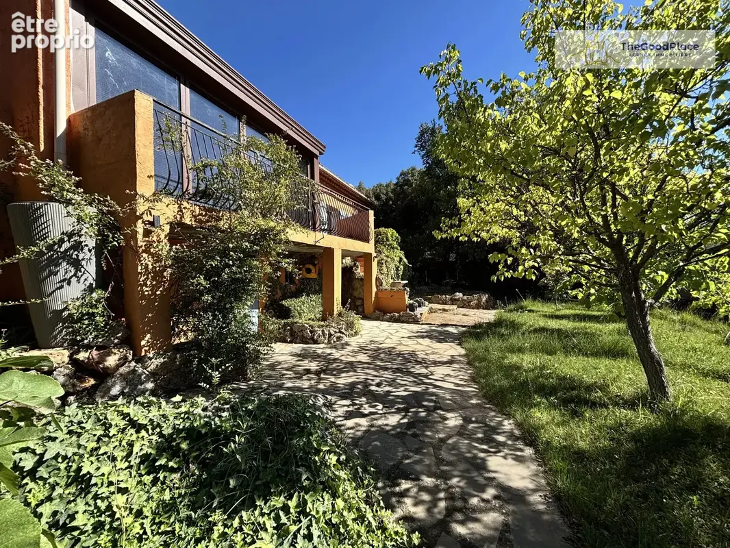 Une maison pleine de charme, entre nature et confort - photo 6