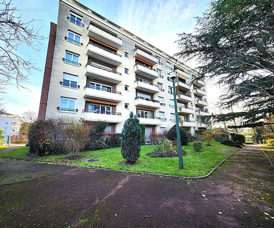 Appartement à DEUIL-LA-BARRE