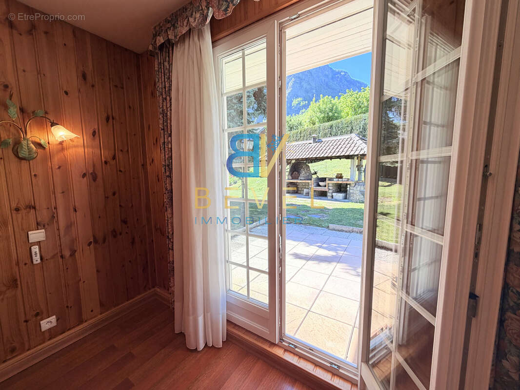 Maison à VILLARGONDRAN