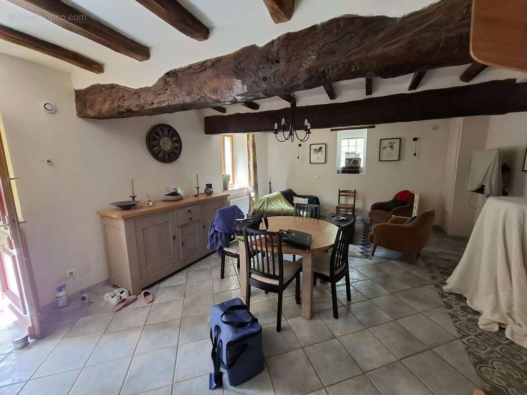Maison 111 m² à Ganac  - photo 2