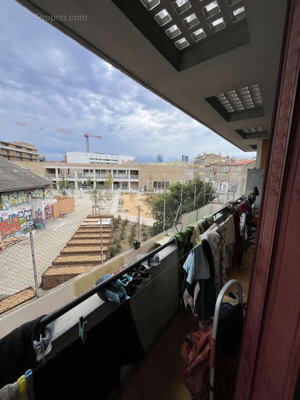 Appartement à MARSEILLE-3E