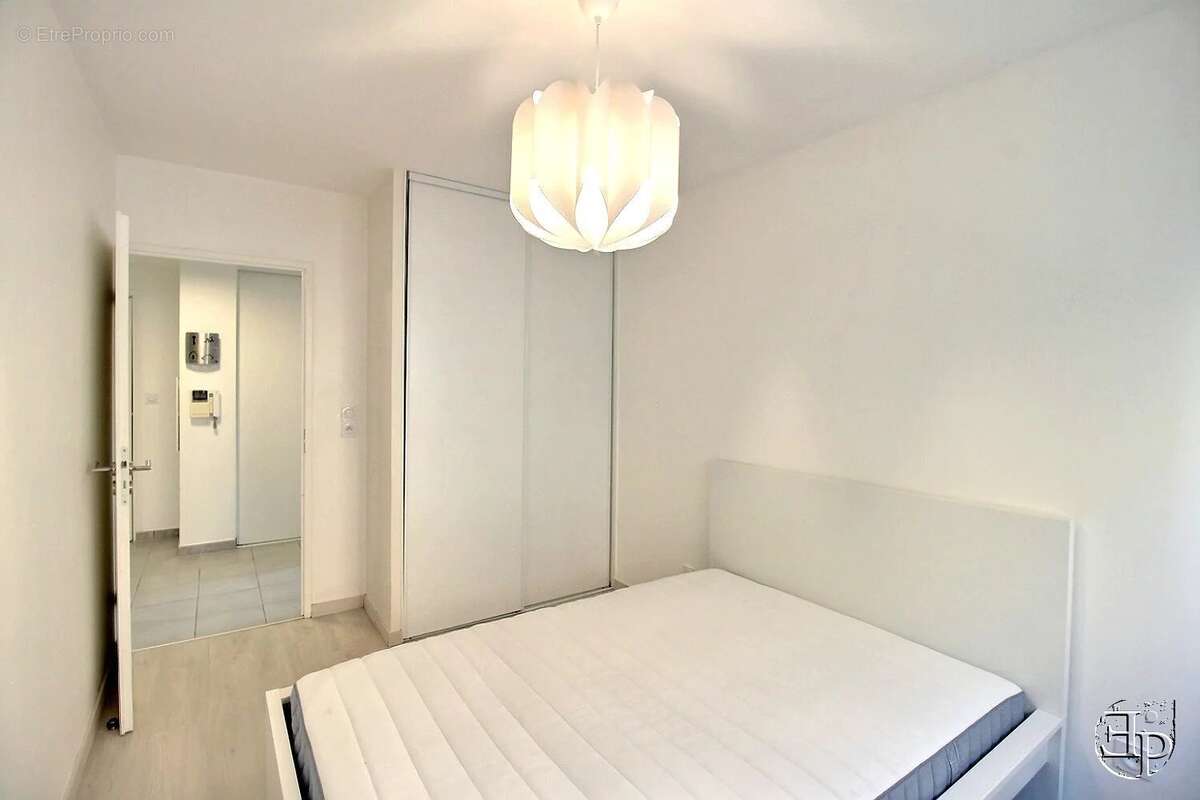 Appartement à VIRY
