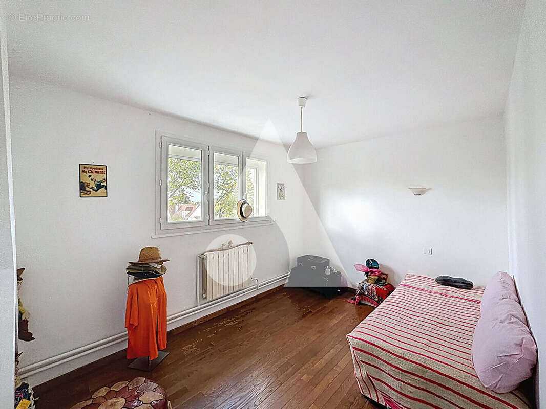 Maison à RUEIL-MALMAISON