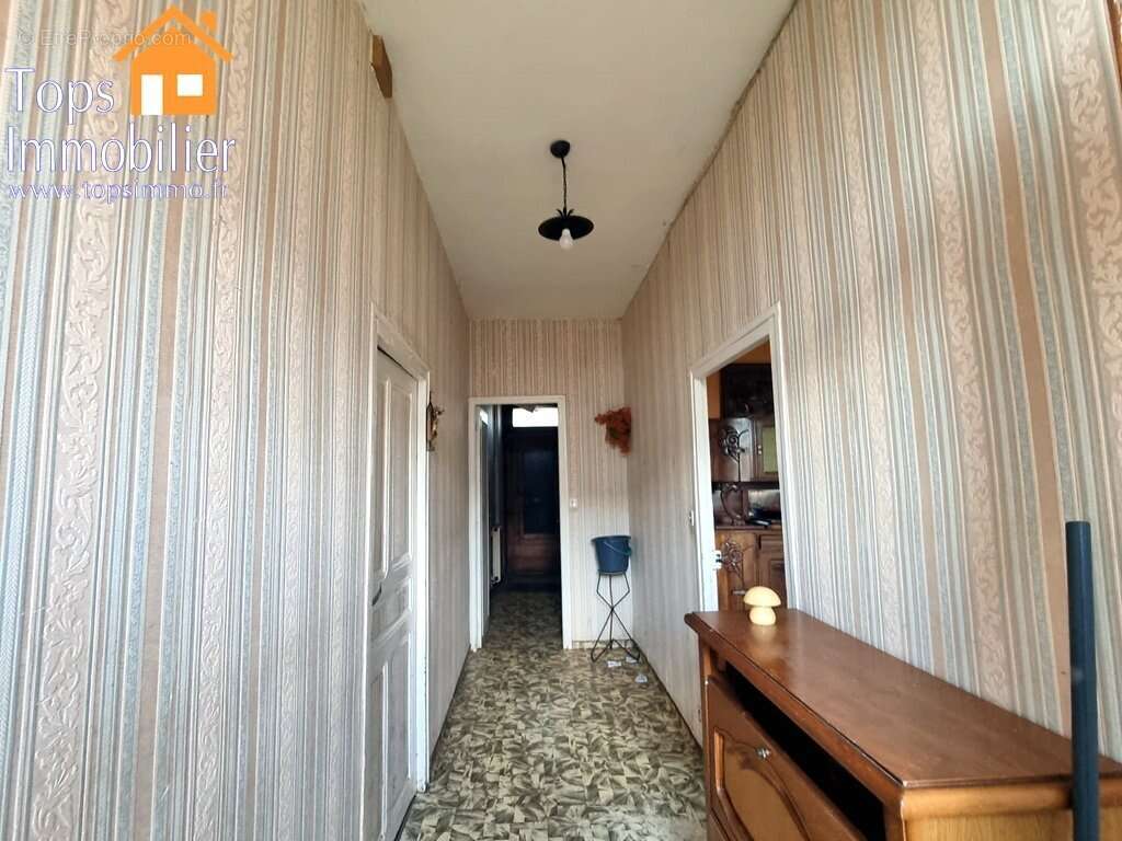 Maison à RIEUPEYROUX