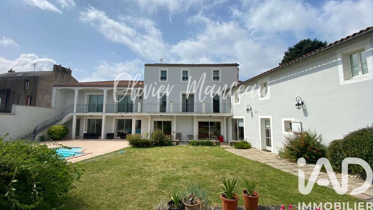 Photo 2 - Maison à LES HERBIERS