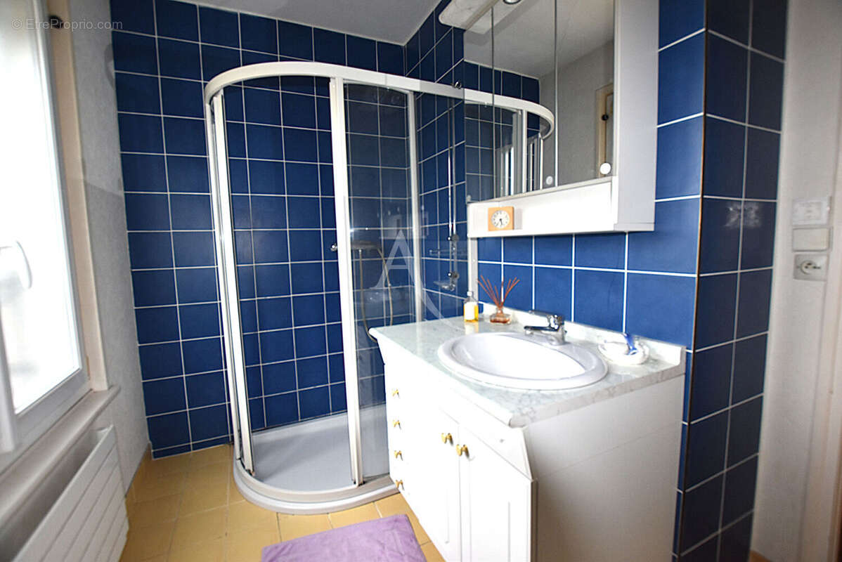 Maison à COMBS-LA-VILLE