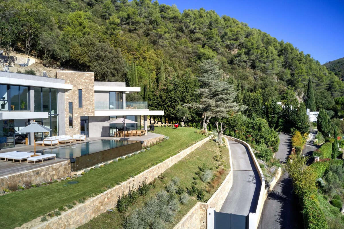 Maison 445 m² à Vence  - photo 5