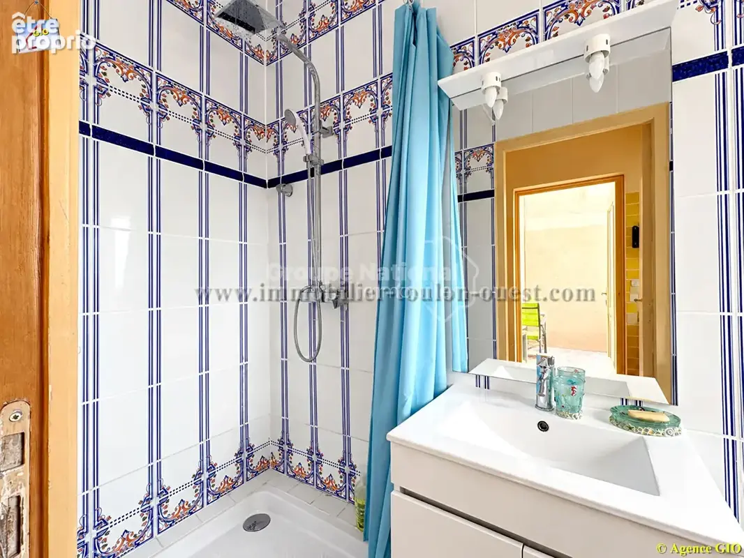 Toulon ouest -  vue mer - villa en deux logements t3  + t2 - terrain de 170 m² - photo 10