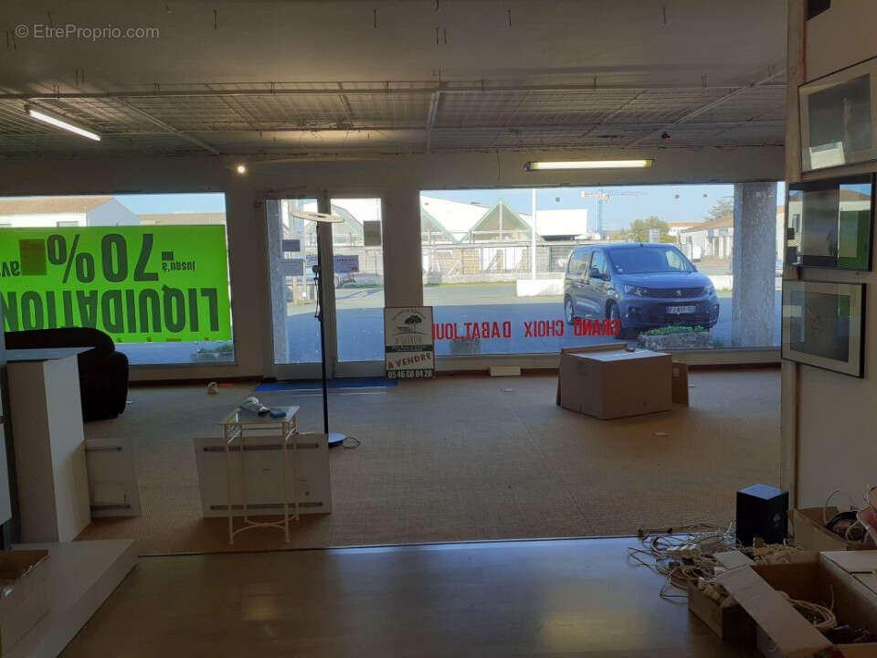 Commerce à SAINT-PIERRE-D&#039;OLERON